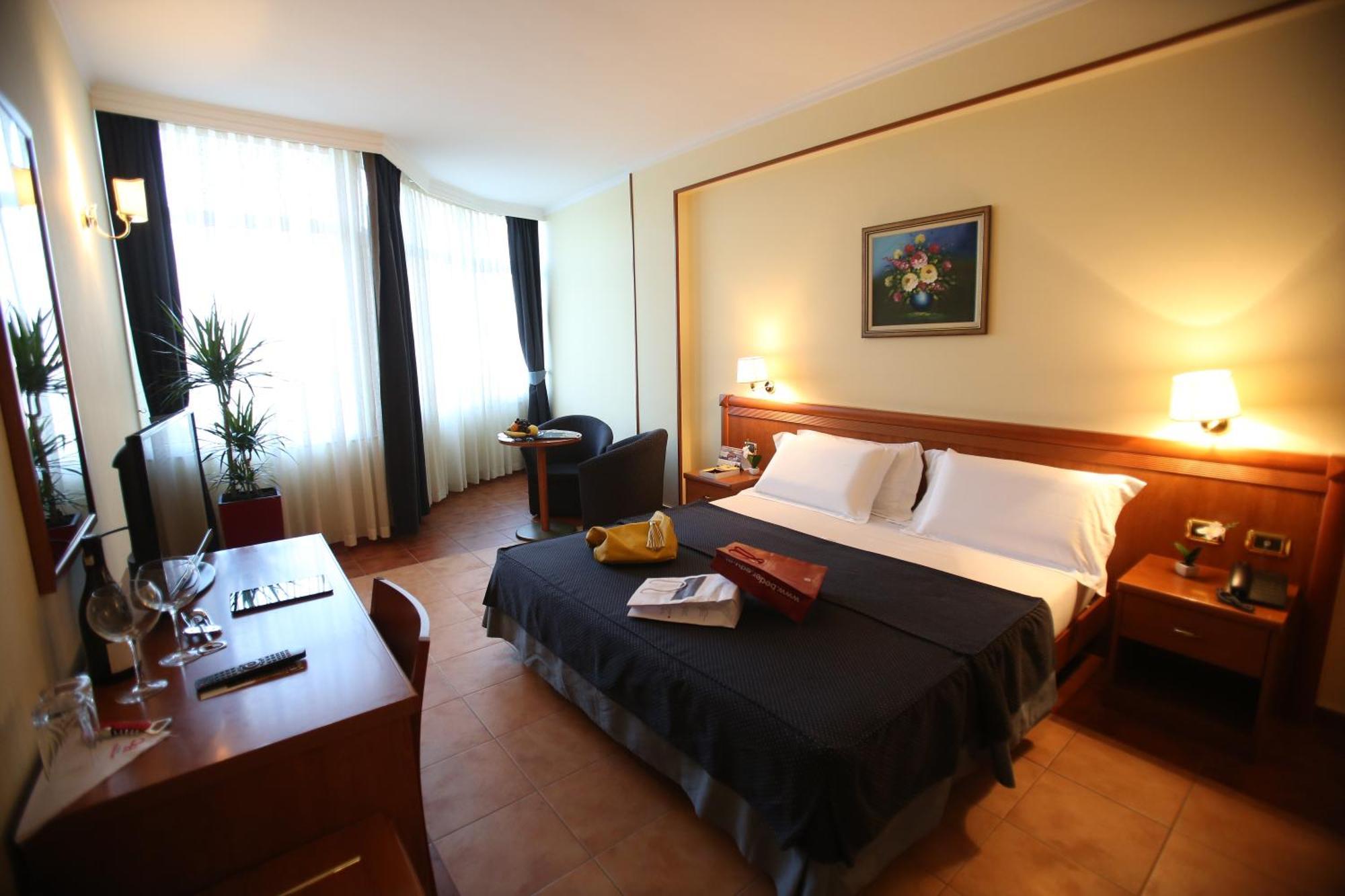 Hotel Continental Vorë Rom bilde